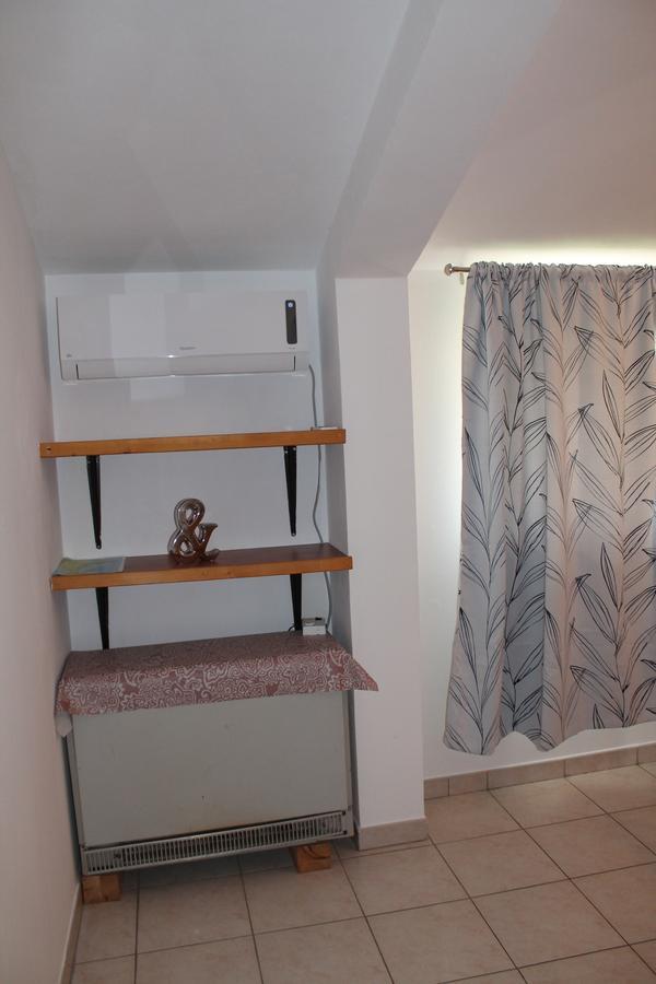Apartments Ana Пула Екстериор снимка